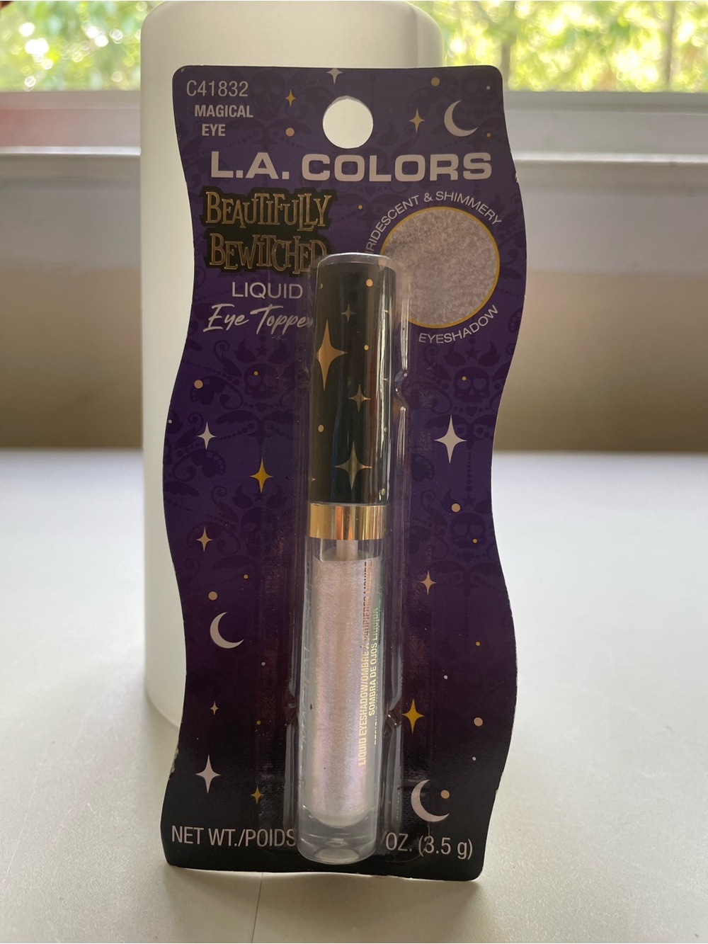 L.A. Colors Beautifully Bewitched Liquid Eye Topper – Magical Eye